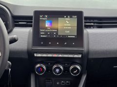 Fahrzeugabbildung Clio V Evolution 1.6 E-TECH Hybrid 145 EU6e,