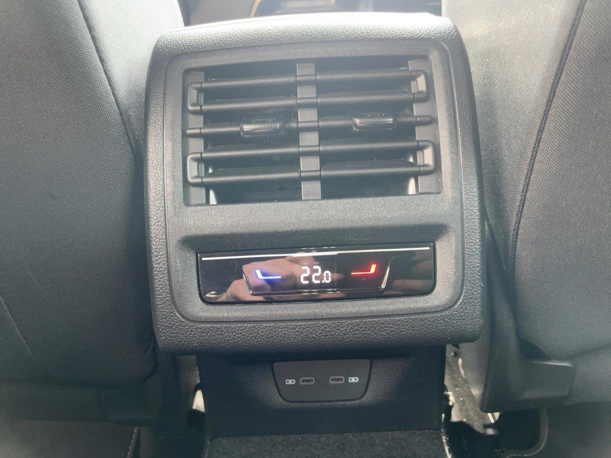 Volkswagen Golf GTD 2.0 TDI DSG NAV+BLACK+MATRIX+APP+AHK+AC, миниатюра 17
