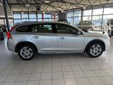 Volvo V60 Cross Country Momentum D3 - Volvo V60 Cross Country Kombi Gebrauchtwagen