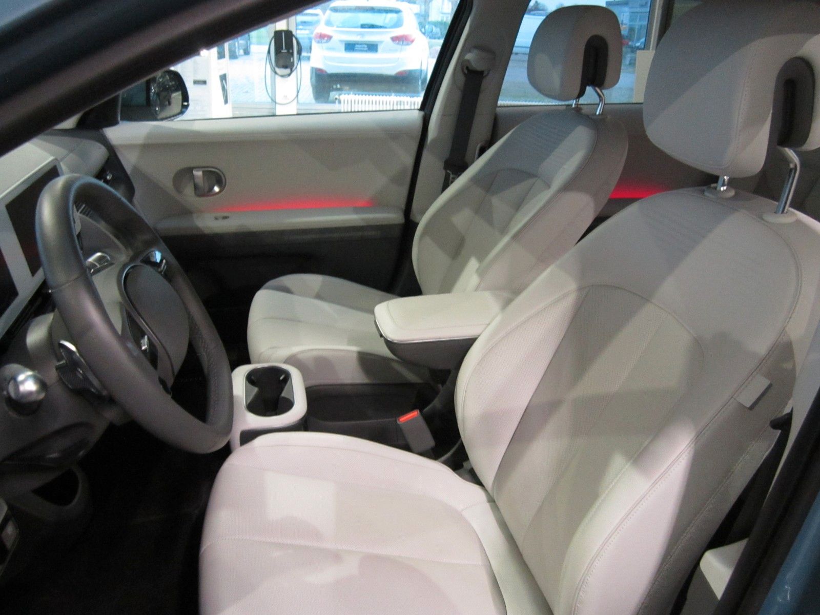 Fahrzeugabbildung Hyundai IONIQ 5 58 kWh Heckantrieb TECHNIQ Sitzpaket