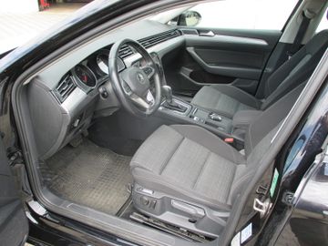 Volkswagen Passat Variant - 4