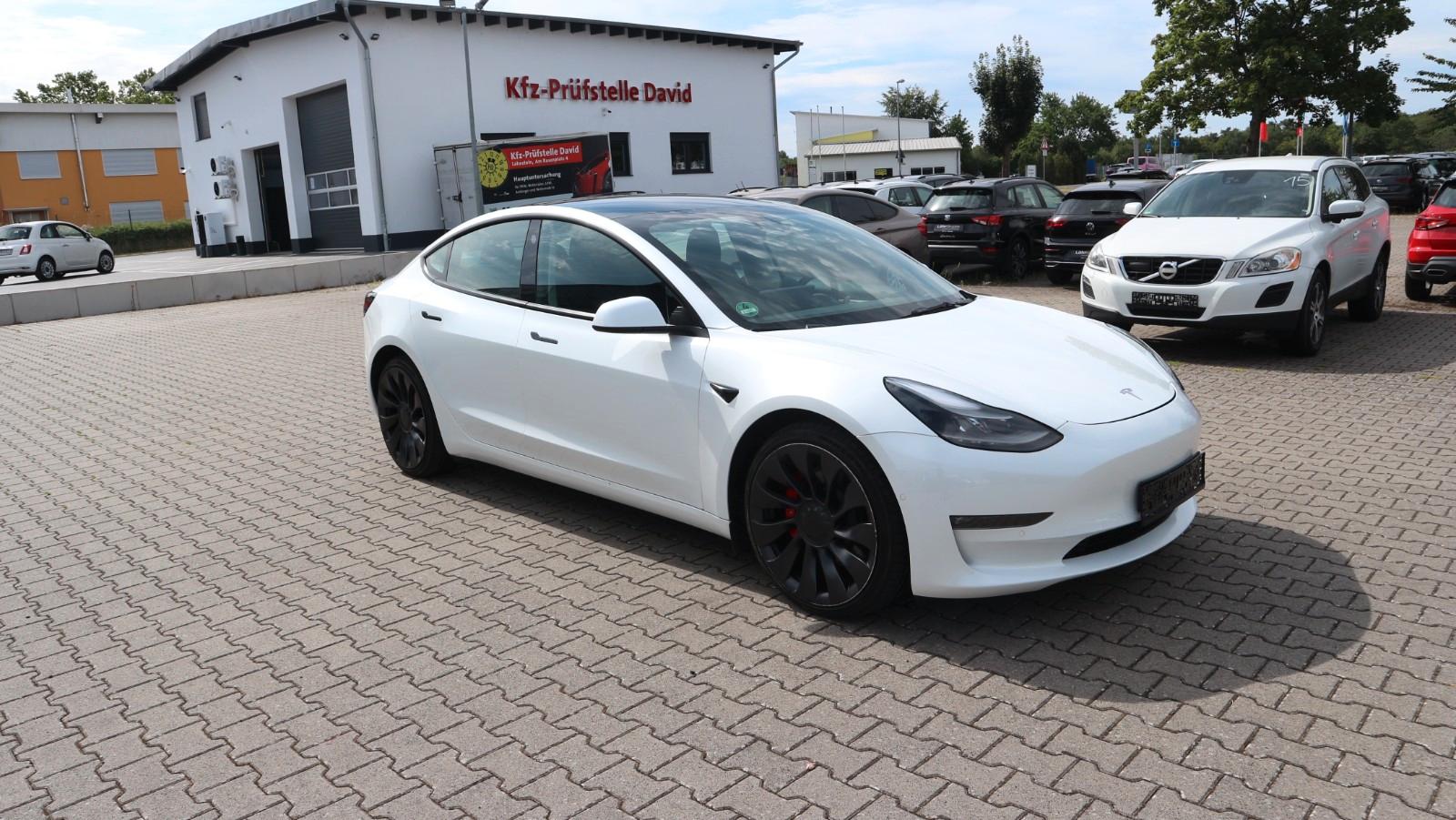 Tesla Model 3 Performance 82kWh Dual AWD