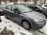 Opel Astra 1.6 Twinport Enjoy - Opel Astra aus 2004: 1.6