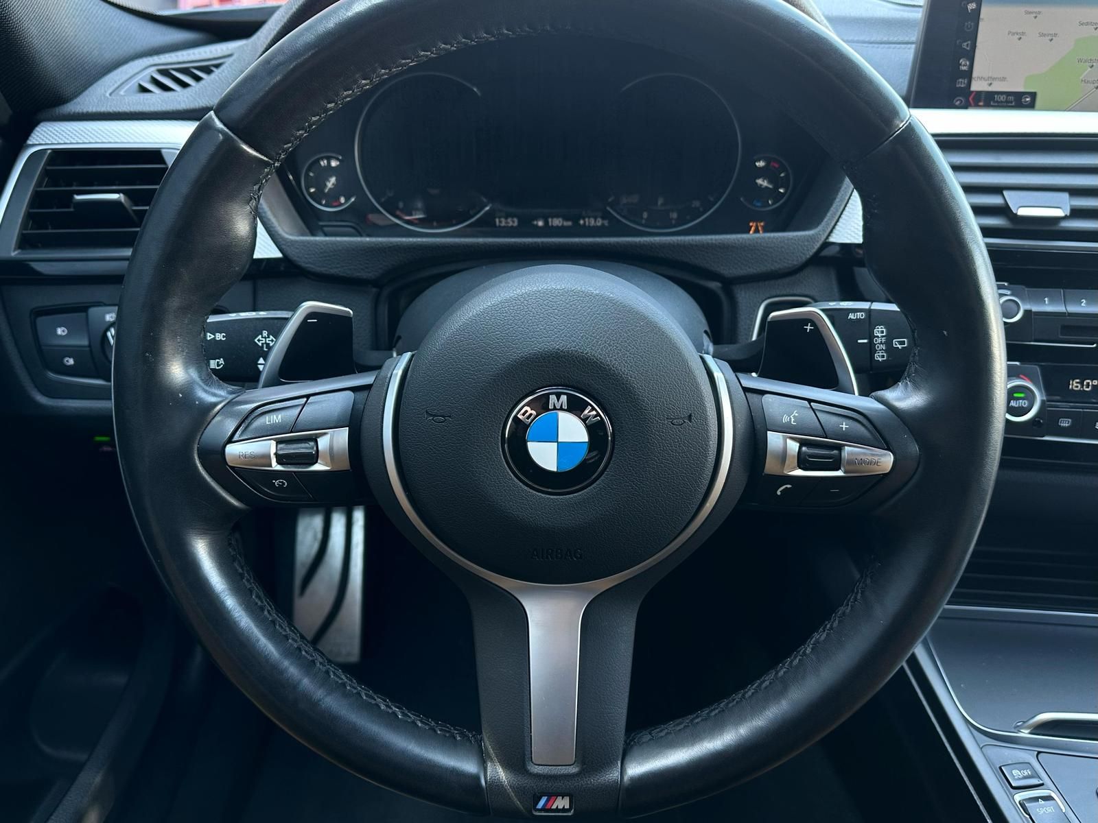 BMW 340i xDrive M SPORT TOURING LED#AHK#PANO#NAVI#SH - Image 11