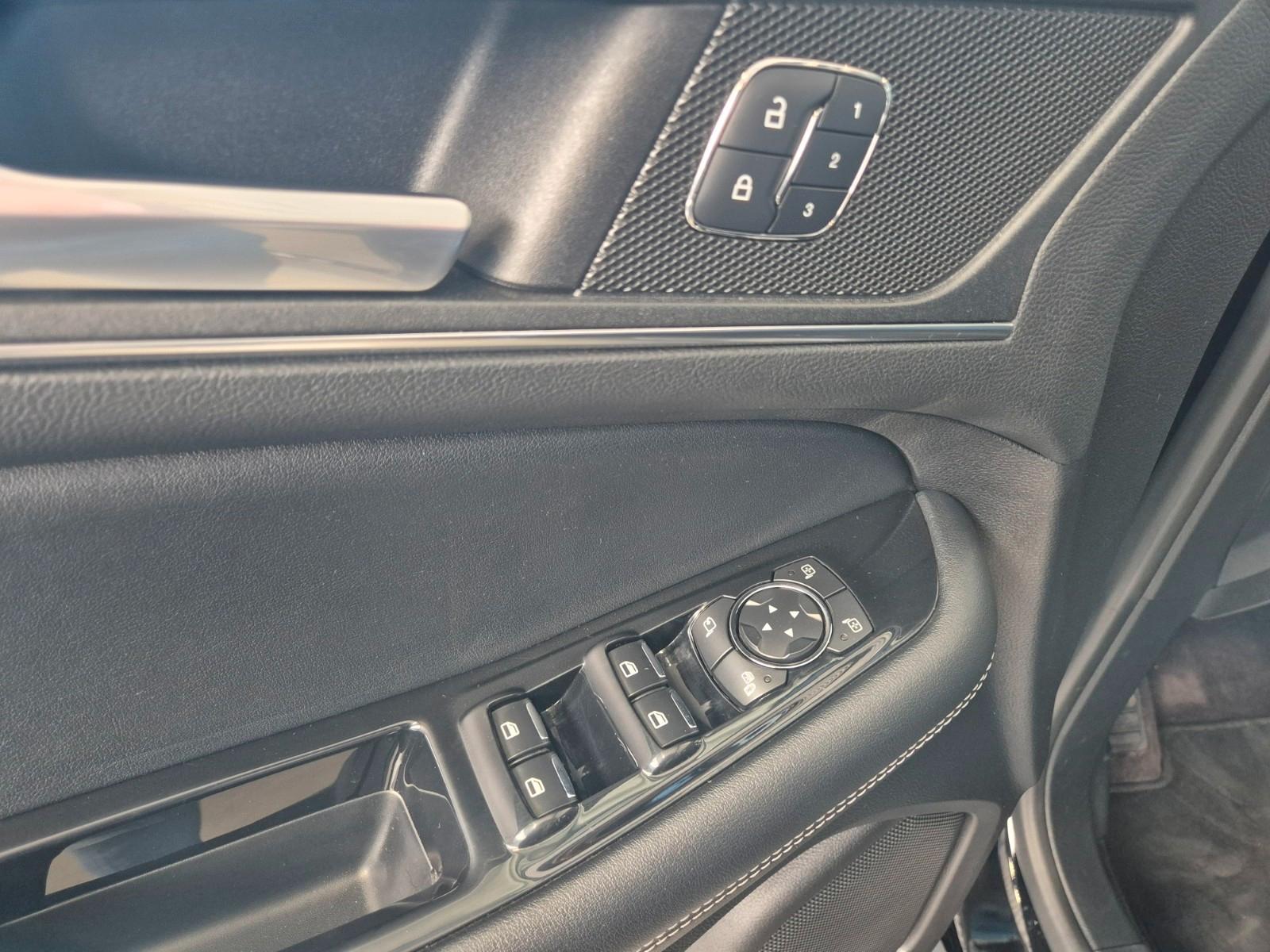 Ford EDGE SPORT 4x4 NAVI LED SITZ+STANDHZ PANO 1HAND