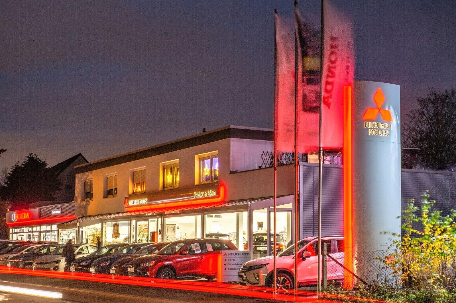 showroom-image-bottom