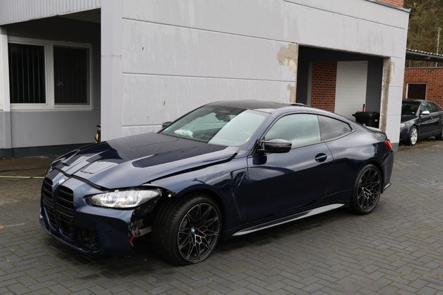 BMW M4 Coupe xDrive Competition Carbon 360°