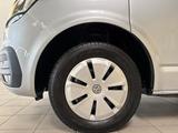 Volkswagen T6.1 Caravelle 2.0 TDI Comfortline LR Automatik - : Kleinbus, 9 Sitzer