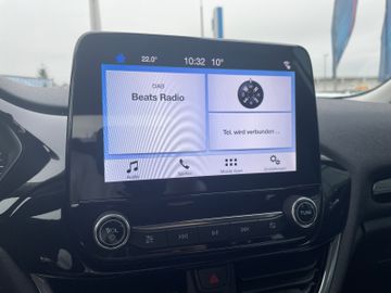 Fahrzeugabbildung Ford Fiesta Active Klima, DAB, Verkehrszeichenerk.