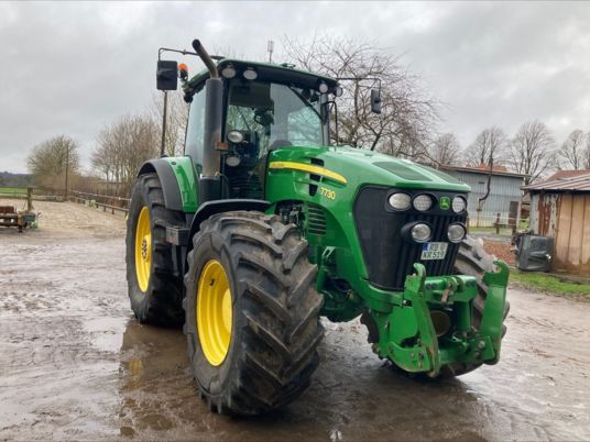 John Deere 7730