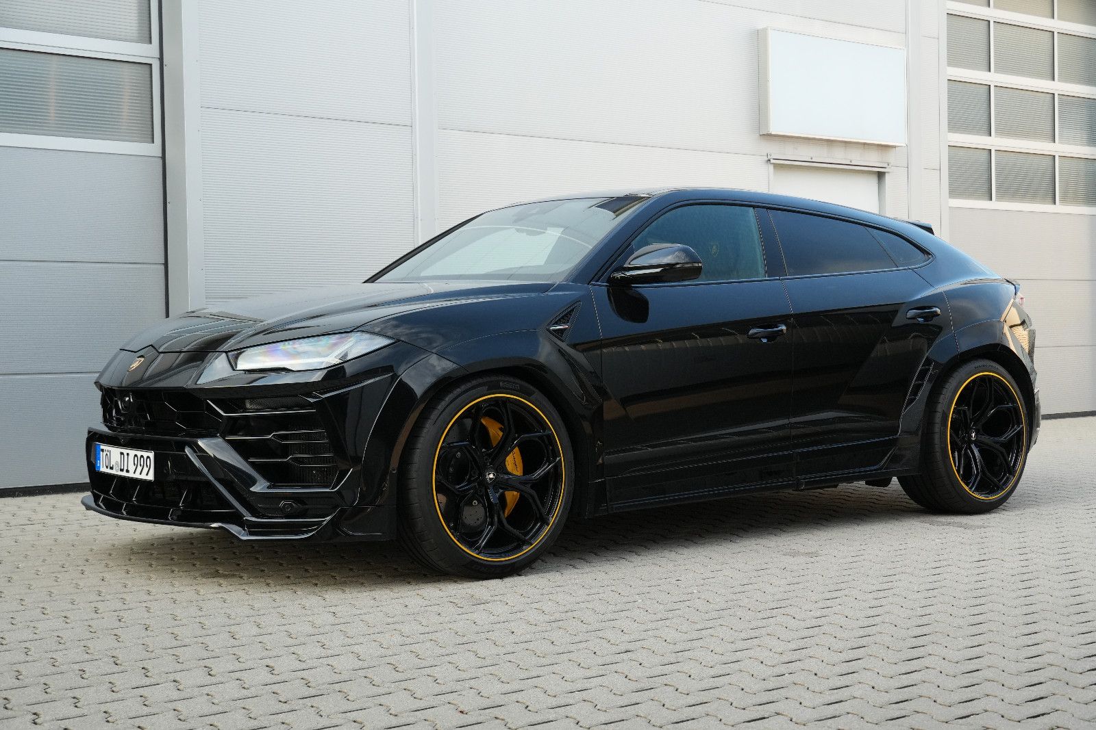Lamborghini Urus 4.0 V8 NOVITEC Manhart Akrapovic HRE XPEL foto 4
