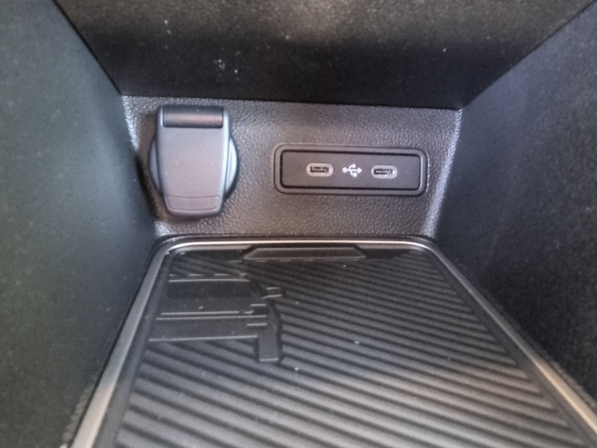 Fahrzeugabbildung Renault R 5 E-Tech elektrisch Techno 120 Urban Range