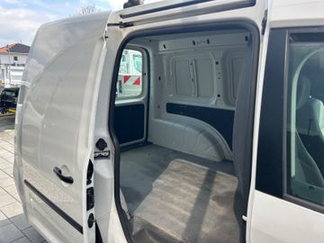 Volkswagen Caddy - 12