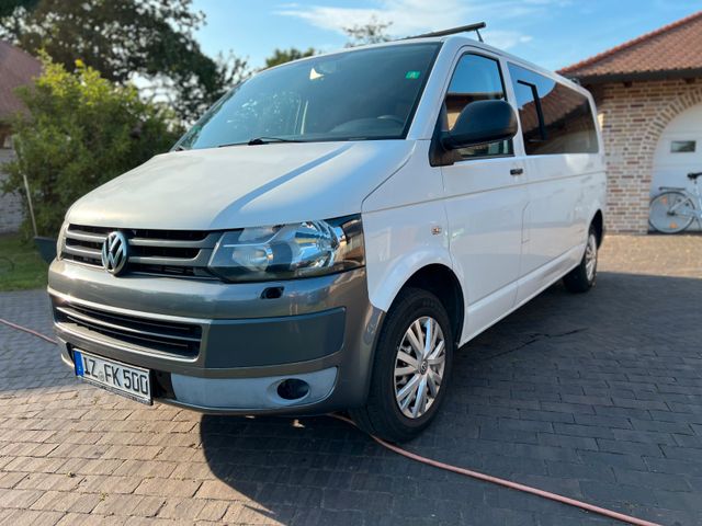 Volkswagen T5.2 LANG Transporter / Camper : PDC, AHK, Sitzh