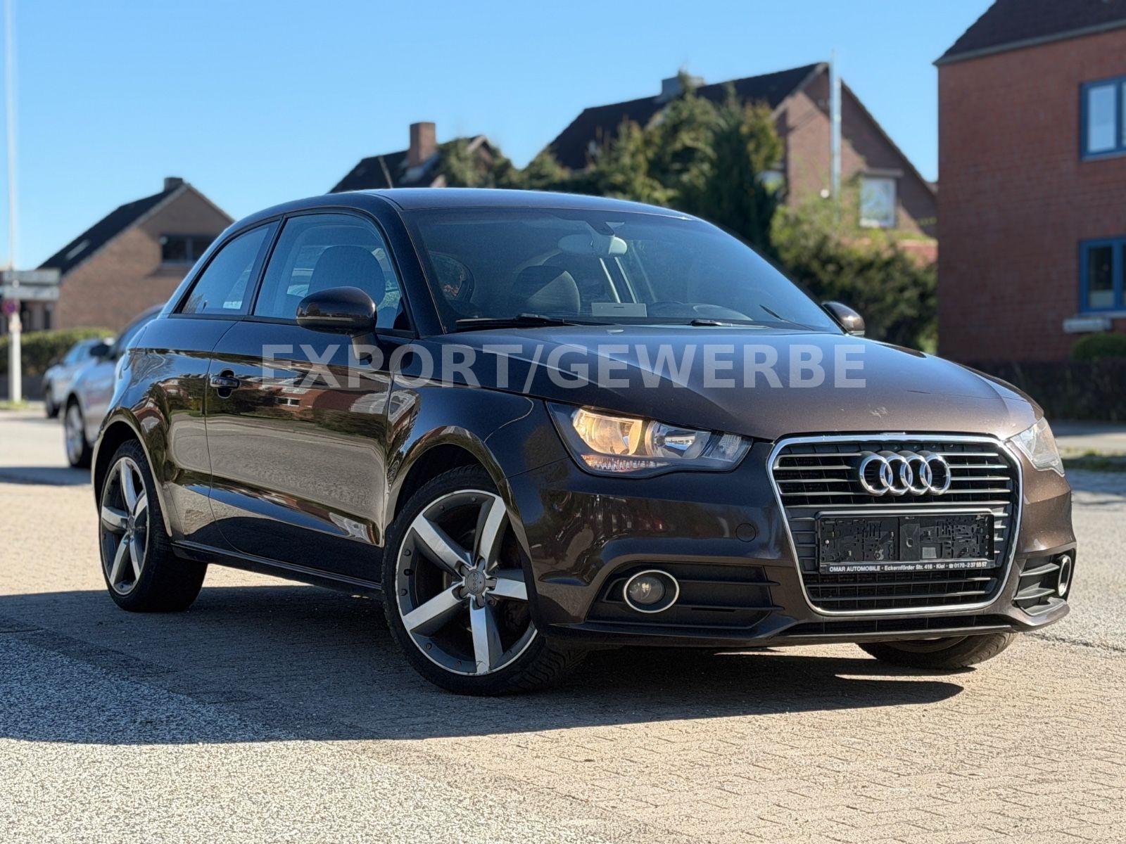 Audi A1 NAVI/SHZ/AC/MFL
