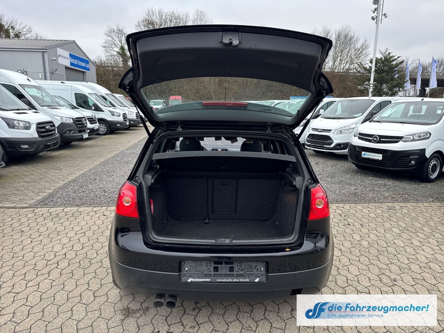 Fahrzeugabbildung Volkswagen Golf V GTI SD Alu Sportfahrwerk *EXPORT