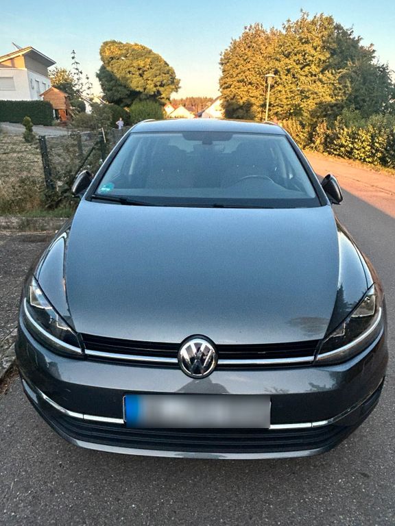 Image of Volkswagen Golf