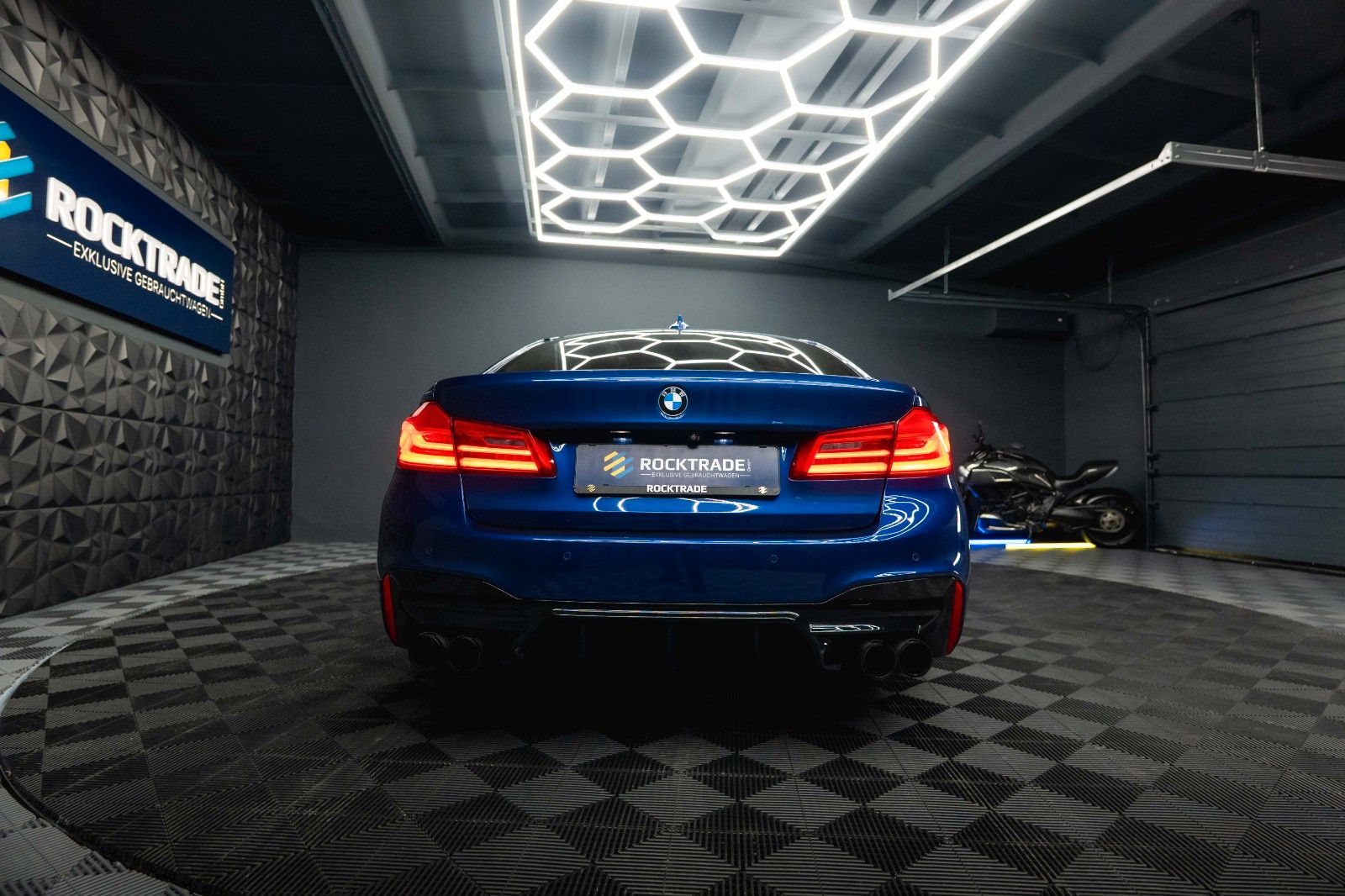 Fahrzeugabbildung BMW 540i xDrive M-Sport Performance Shadow *ACC*LED*
