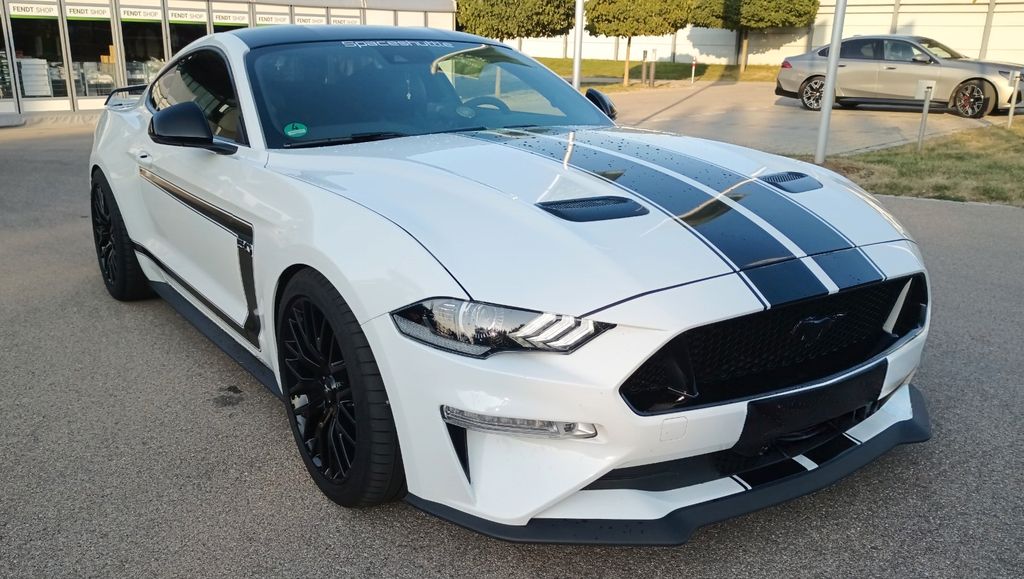 Image of Ford Mustang