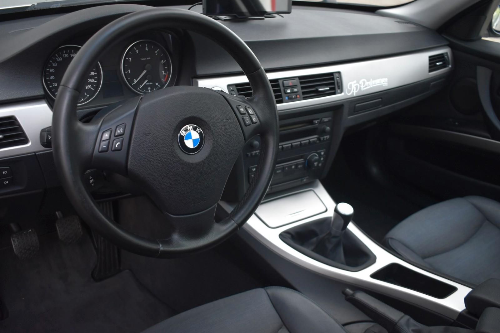 BMW 325 I TOURING M SPORT PERFORMANCE PANORAMIQUE 218 CH BVM - PACK SPORT - TOIT OUVRANT - TOIT PANORAMIQUE