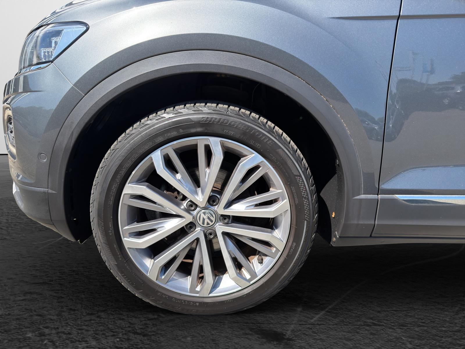Volkswagen T-Roc 1.5 TSI IQ.DRIVE  AHK Navi LED PDC LM Temp