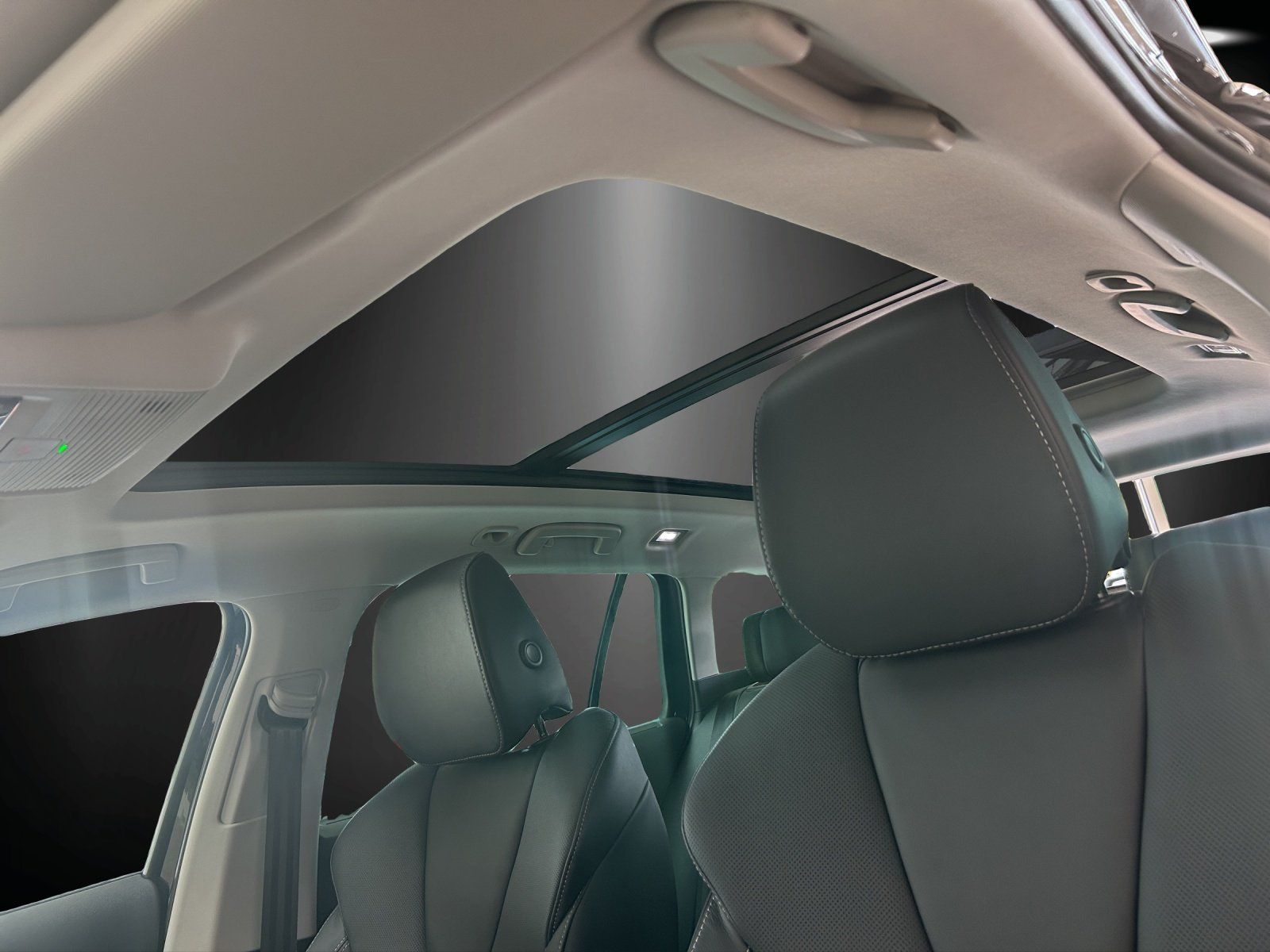 Fahrzeugabbildung SKODA Octavia Combi Selection 2,0 TDI 110 kW DSG