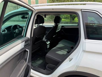 Volkswagen Tiguan - 8