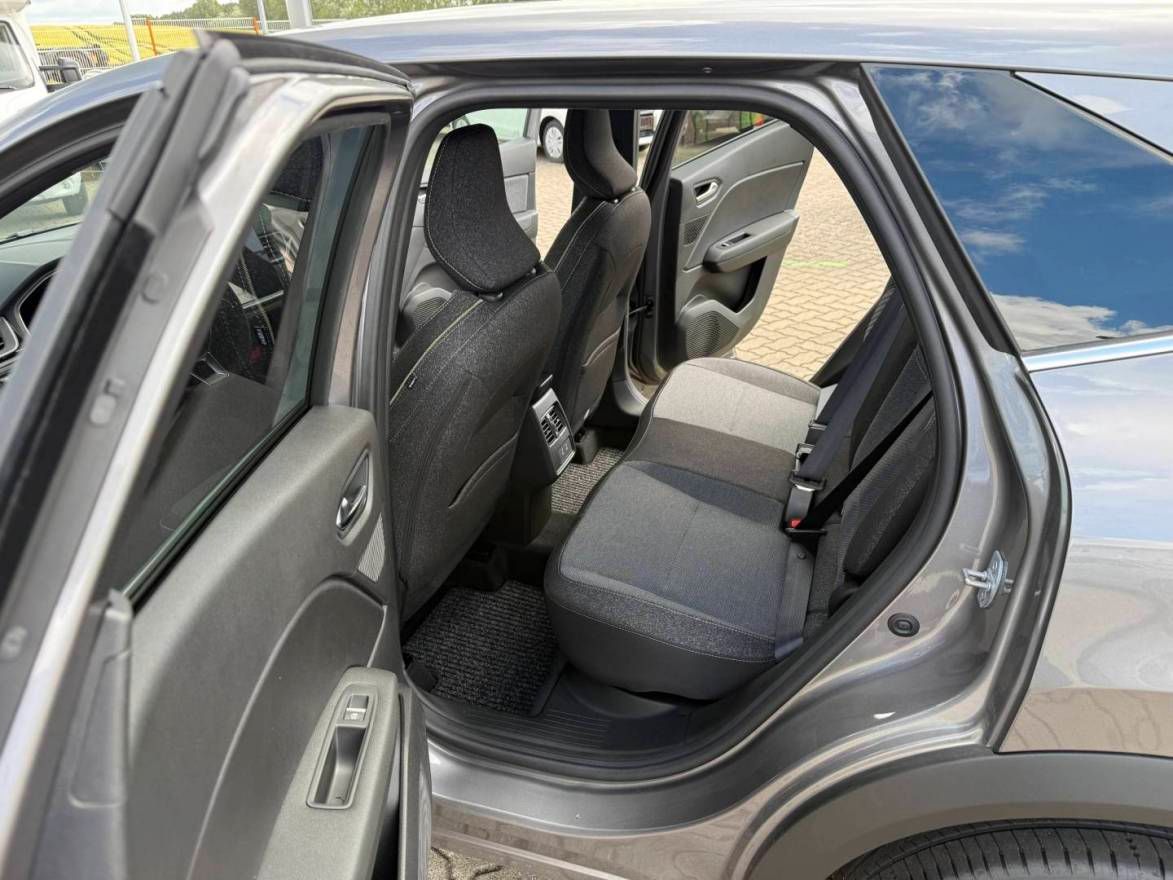 Fahrzeugabbildung Mitsubishi Grandis Intro Edition 1.3 T-Benziner 7-DCT