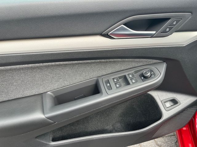 Golf VIII Variant 1.5 TSI MOVE LED+PANO+DCP+STHZ