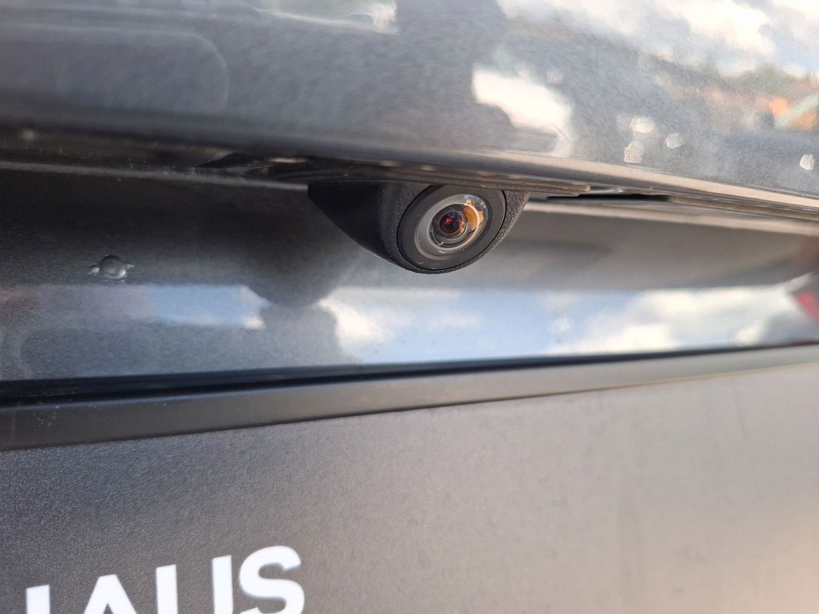 Fahrzeugabbildung BMW X1 xDrive 20 d ! LEDER ! NAVI ! KAMERA ! PANO !
