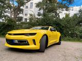 Chevrolet Camaro 2.0 I4 Turbo AT - 46tkm, 2. Hand, Schfh. - Chevrolet Gebrauchtwagen in Berlin