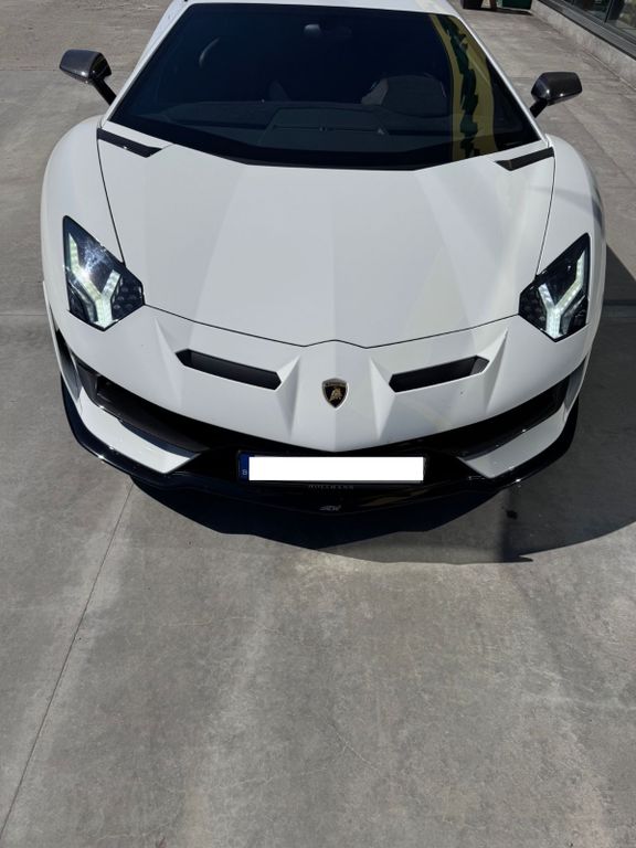 Image of Lamborghini Aventador