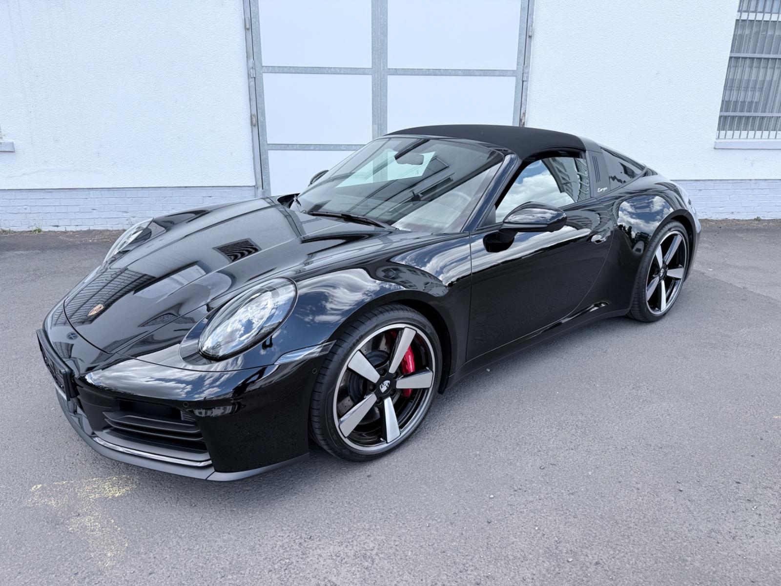 Porsche 992.2/911 Targa 4 S PDK*Chrono*SAGA*Bose*ACC*360