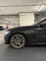 BMW M340i xDrive Automatic - - BMW M340i mit Benzin-Antrieb: Limousine