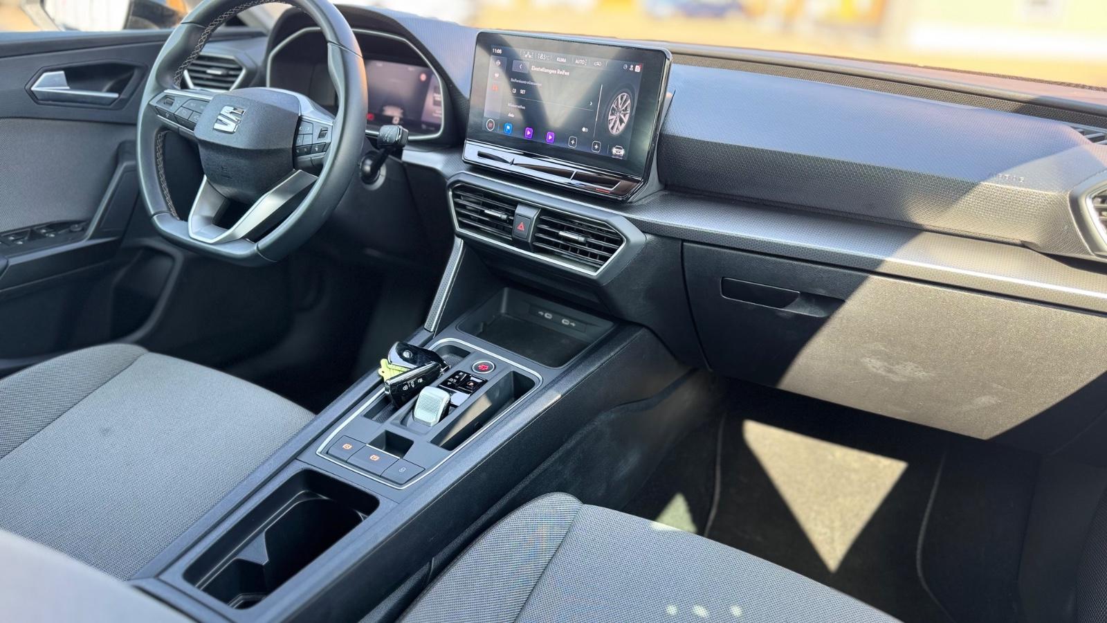 Seat Leon Sportstourer Style *LED*ACC*LHZ*NAVI*APP*