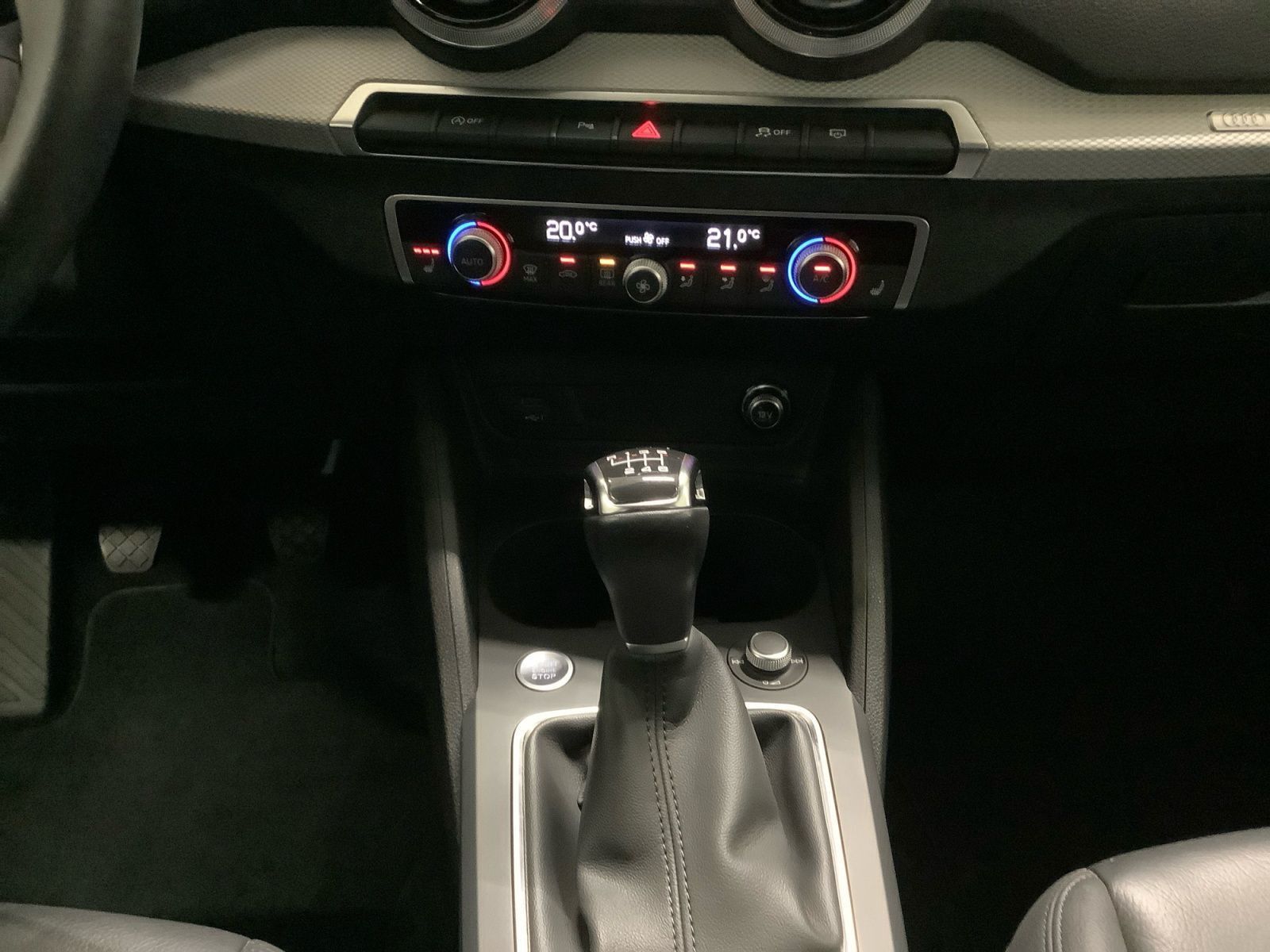 Q2 35 TFSI 110 kW,Navi,elektr.Heckklappe,Kamera,