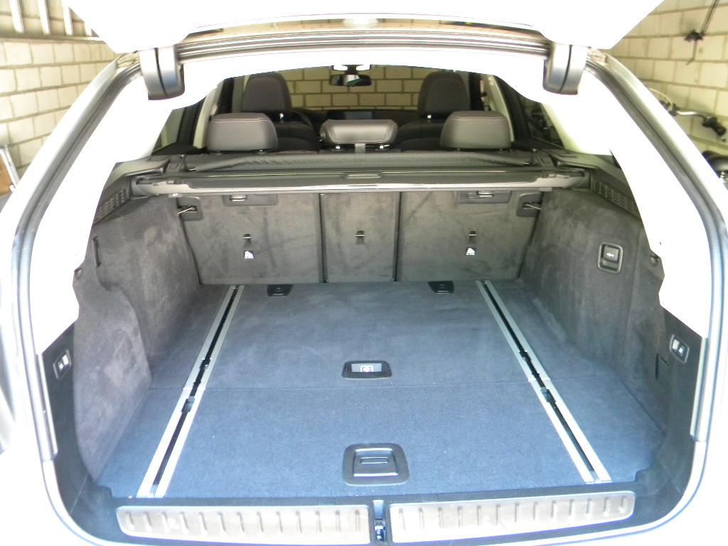 BMW 530 d Touring A -mit abnb. AHK, миниатюра 10