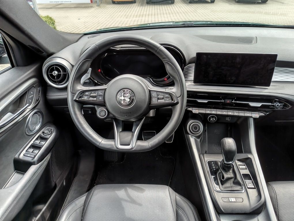 Fahrzeugabbildung Alfa Romeo Tonale Veloce 1.5 VGT + wenig Kilometer