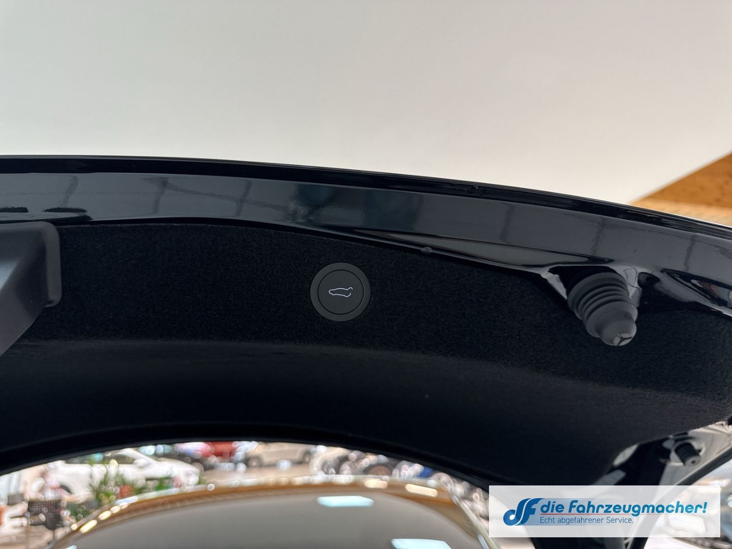 Fahrzeugabbildung Tesla Model 3 Long Range Dual AWD Soundsystem ACC El.