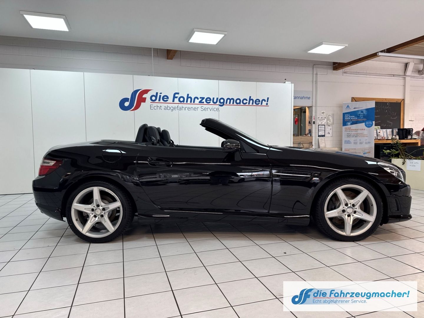 Fahrzeugabbildung Mercedes-Benz SLK 250 Roadster CDI BlueEFFICIENCY Sportpaket