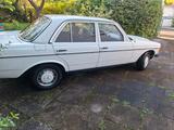 Mercedes-Benz 200 - Mercedes-Benz Gebrauchtwagen von 1979