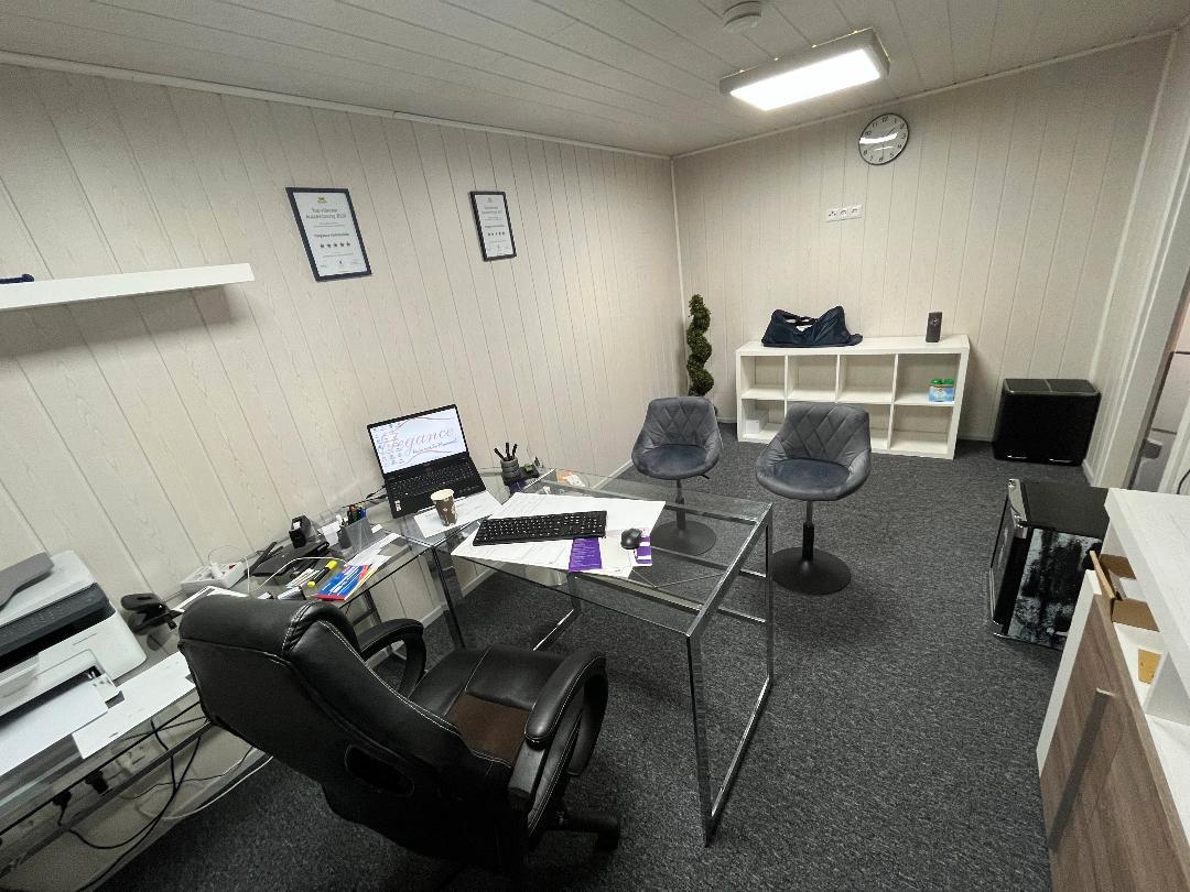 showroom-image-bottom