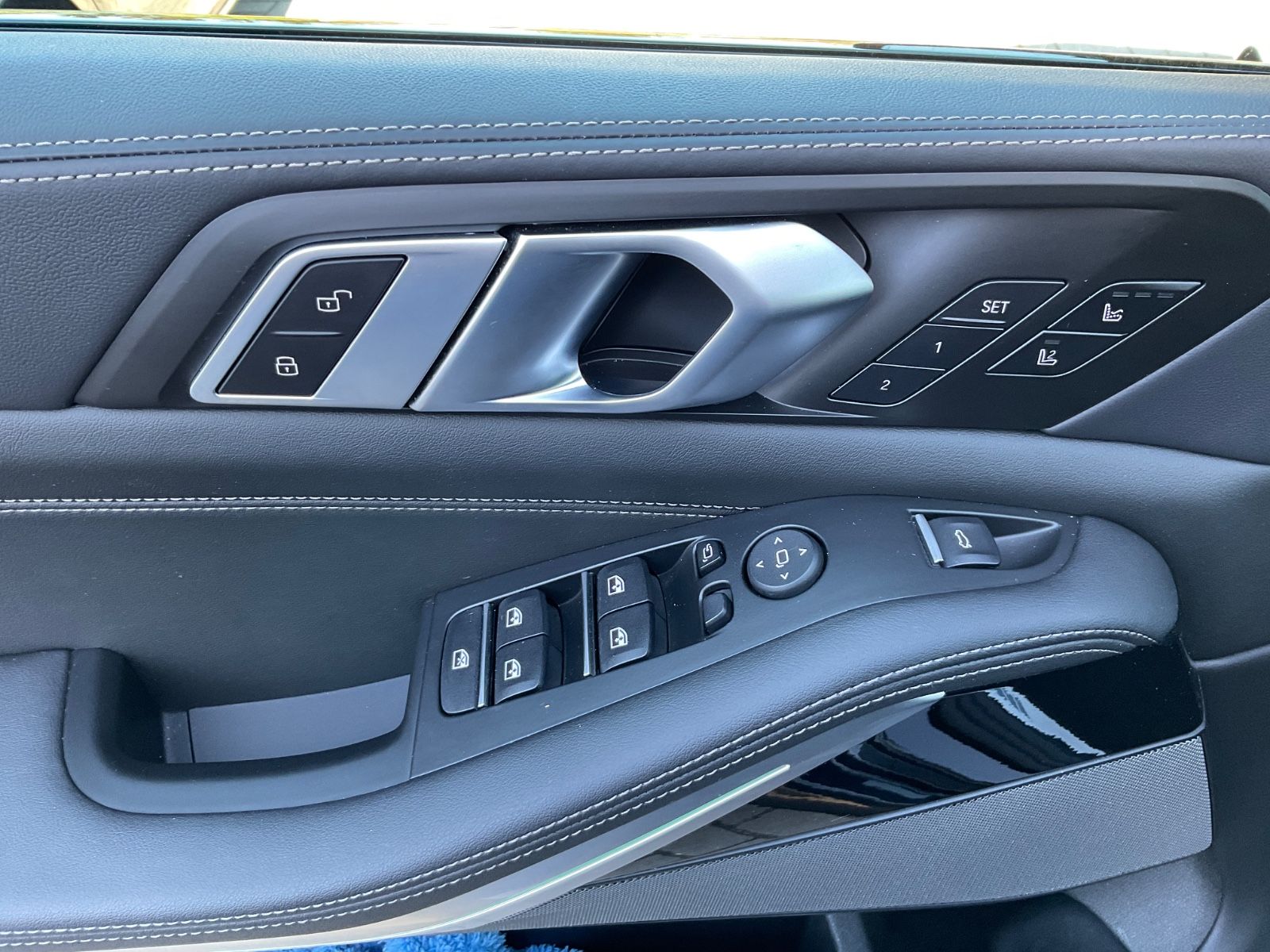 Fahrzeugabbildung BMW X5 xDrive40d,MPaket,AHK,Sitzlüftung,Panorama,Car