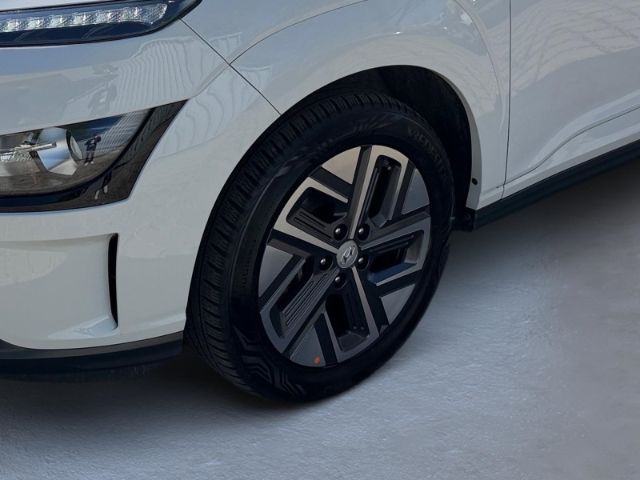 Fahrzeugabbildung Hyundai KONA Edition 30+ Elektro 2WD +NAVI+KLIMA+RFK+UVM