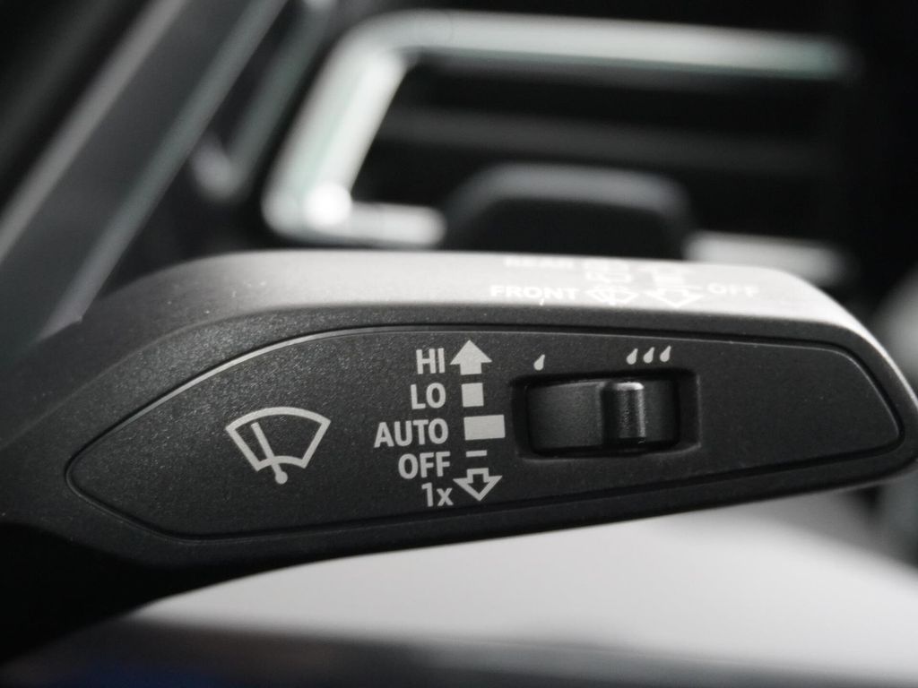 Audi Q4 e-tron 35 Launch edition S Competition 55 kWh