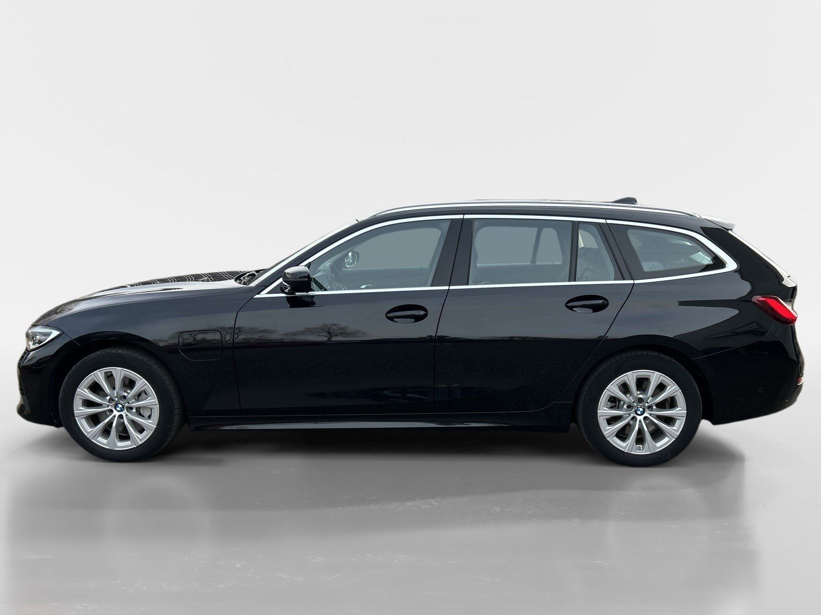 BMW 330 - Bild 3