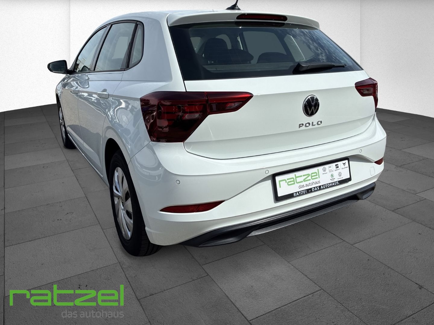 Fahrzeugabbildung Volkswagen Polo VI Life 1.0 TSI Navi Digitales Cockpit LED