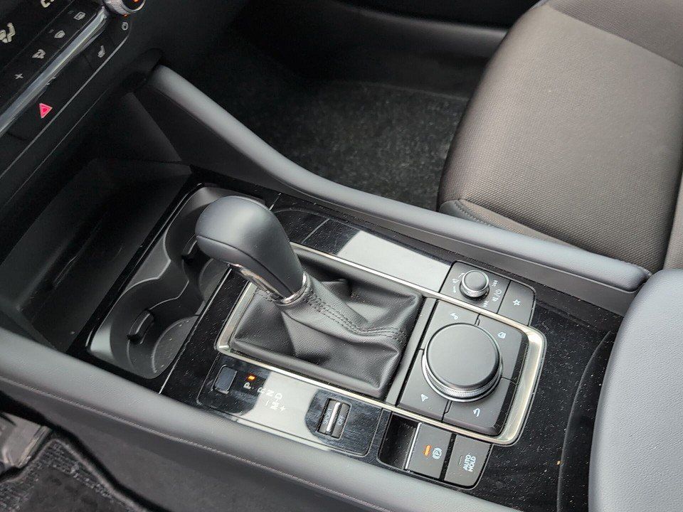 Fahrzeugabbildung Mazda 3 SKY-G 140 AT EXCLUSIVE GARANTIE-9.31 DESI/DASO