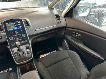 Renault Scenic IV *LED*TEMPO*NAVI*SitzHZ*AHK*