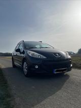 Peugeot 207 SW Premium 95 VTi Premium - Peugeot 207 aus 2010: SW